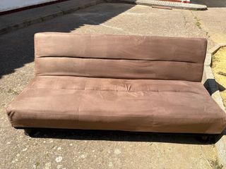 Sofá cama marrón como nuevo