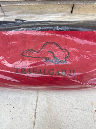 Tienda de campaña tecnica 3 plazas. Inesca