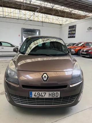 Renault Grand Scenic 2010