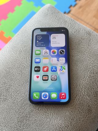iPhone 12 Mini - 93% Batería