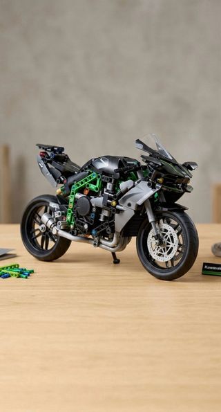 LEGO Technic:Kawasaki Ninja H2R (42170) -Consultar