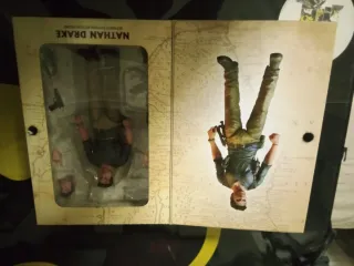 Action Figure Nathan Drake Uncharted 4 NECA