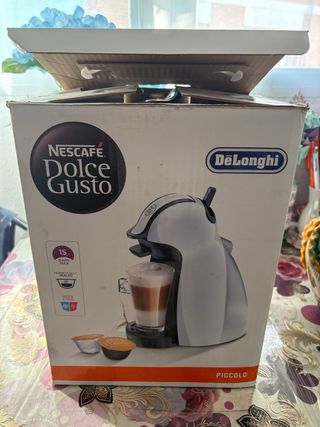 Cafetera Nescafé Dolce Gusto DeLonghi