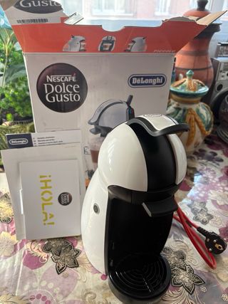 Cafetera Nescafé Dolce Gusto DeLonghi