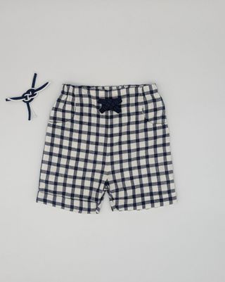 Conjunto Camisa Blanca y Bermuda Cuadros Talla 2A