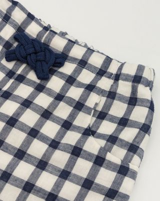 Conjunto Camisa Blanca y Bermuda Cuadros Talla 2A