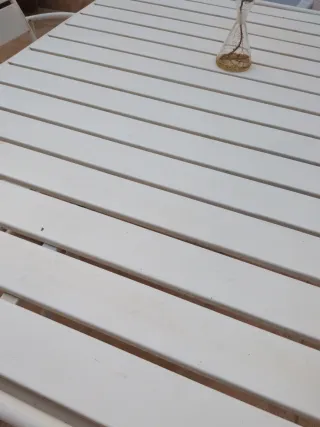 Mesa de exterior metálica blanca + 2 sillas