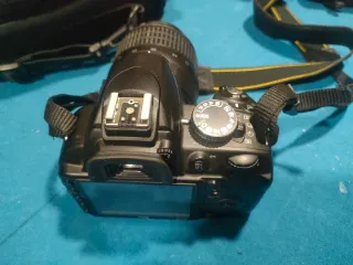 Cámara Nikon D3100 + Objetivo 18-55mm