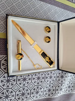 Set Gemelos, Corbatero y Abrecartas Dorado