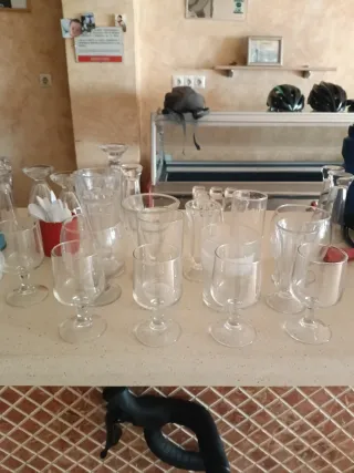 Lote de vasos de cristal variados,precio x unidad.