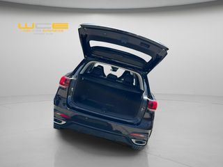 MG eHS 1.5T-GDI PHEV Luxury