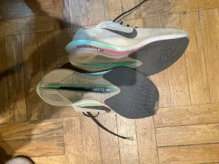 Nike Vaporfly 4 Zapatillas carbono