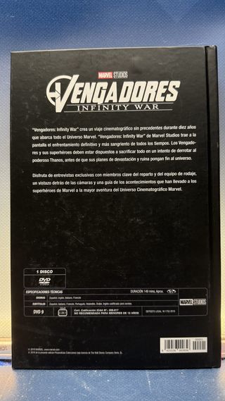 Vengadores Infinity War Libro + DVD
