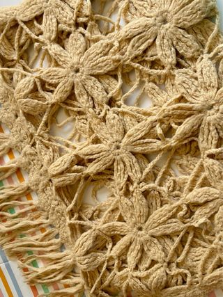 Chal tejido Mango beige/amarillo