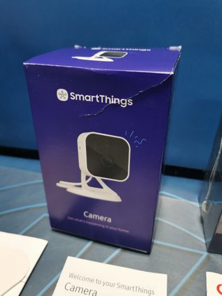 Sistema de seguridad Vodafone V-Home-ITA - blanco-kit V-home mini iot, hub + camera