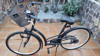 Bicicleta Urbana B'Twin Negra