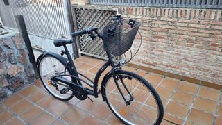 Bicicleta Urbana B'Twin Negra