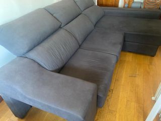 Sofá chaise longue gris tela