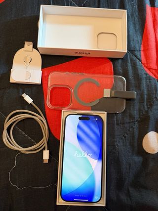 iPhone 16 Pro completamente nuevo de color negro