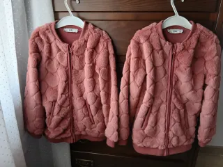 2 Chaquetas C&A Talla 8 Rosa Peluche
