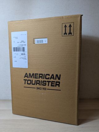 American Tourister Soundbox Spinner S Expandible