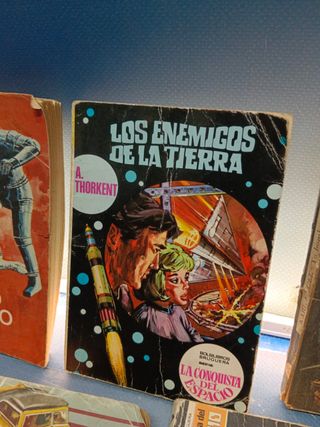 Novela pulp, 6 novelas, cerebro mecánico, Cadáveres incompletos, los enemigos de la tierra y mas