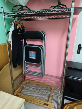 Mueble Perchero Metálico