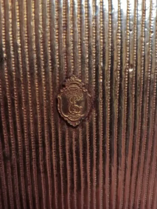 Reloj de sobremesa con candelabros