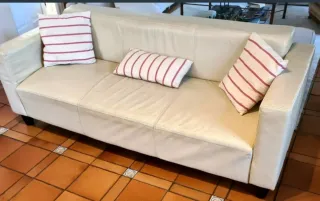 Sofá IKEA Pixel 3 plazas piel beige