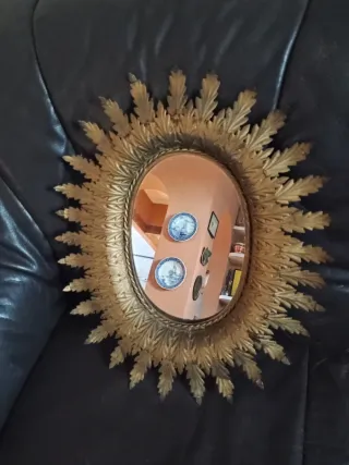 Specchio Sole in metallo color oro