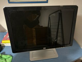 Se vende monitor hp