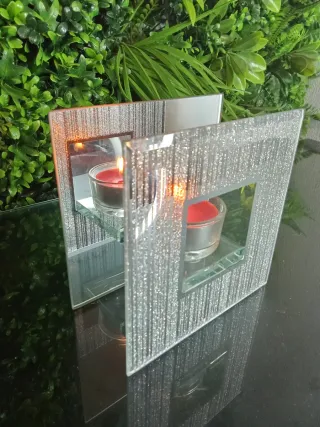 Marco de cristal con espejo