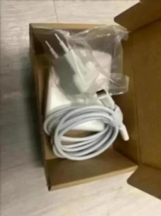 Cargador 140W USB-C (enchufe + cable)