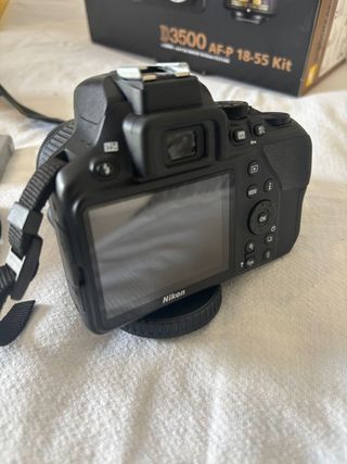 Nikon D3500 24.2MP + 18-55mm + Accesorios