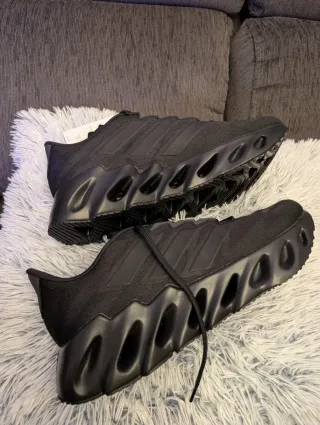 Zapatillas Adidas Switch FWD Hombre Talla 46