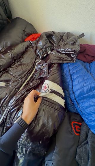 Lote chaquetas de marca o prendas sueltas
