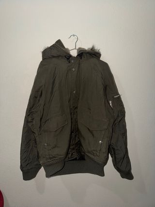 Lote chaquetas de marca o prendas sueltas