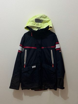 Lote chaquetas de marca o prendas sueltas