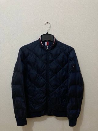 Lote chaquetas de marca o prendas sueltas