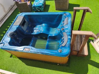 Jacuzzi 3 personas azul