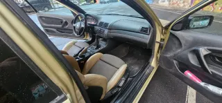 BMW Serie 3 2001 acepto moto