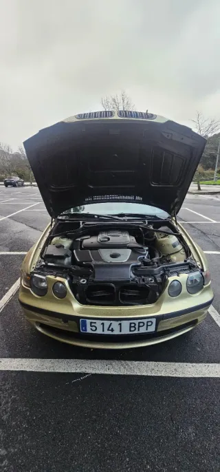 BMW Serie 3 2001 acepto moto