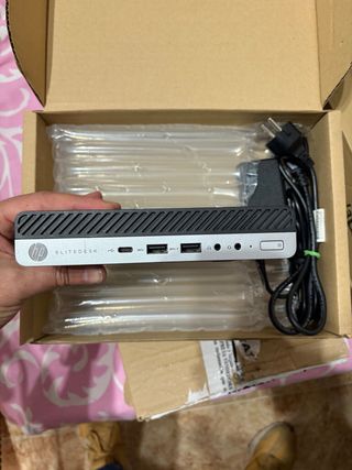 HP Elitedesk Mini PC + Accesorios