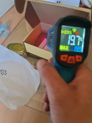 Medidor de temperatura láser