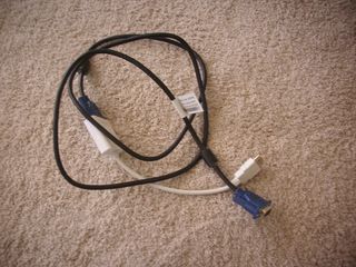 Monitor Dell 22 VGA y teclado