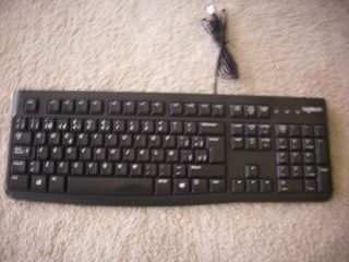 Monitor Dell 22 VGA y teclado