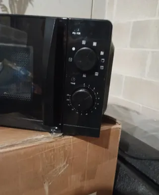 Microondas Taurus Compacto 700W