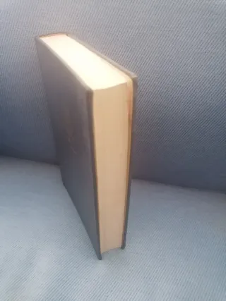 Libro clásico Introducción a la estadística matemá