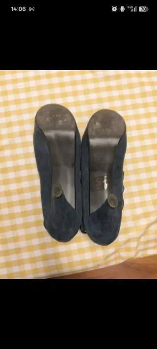 Sandalias de tacón azul oscuro Ezzio