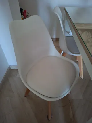 Conjunto Comedor Mesa + 4 Sillas